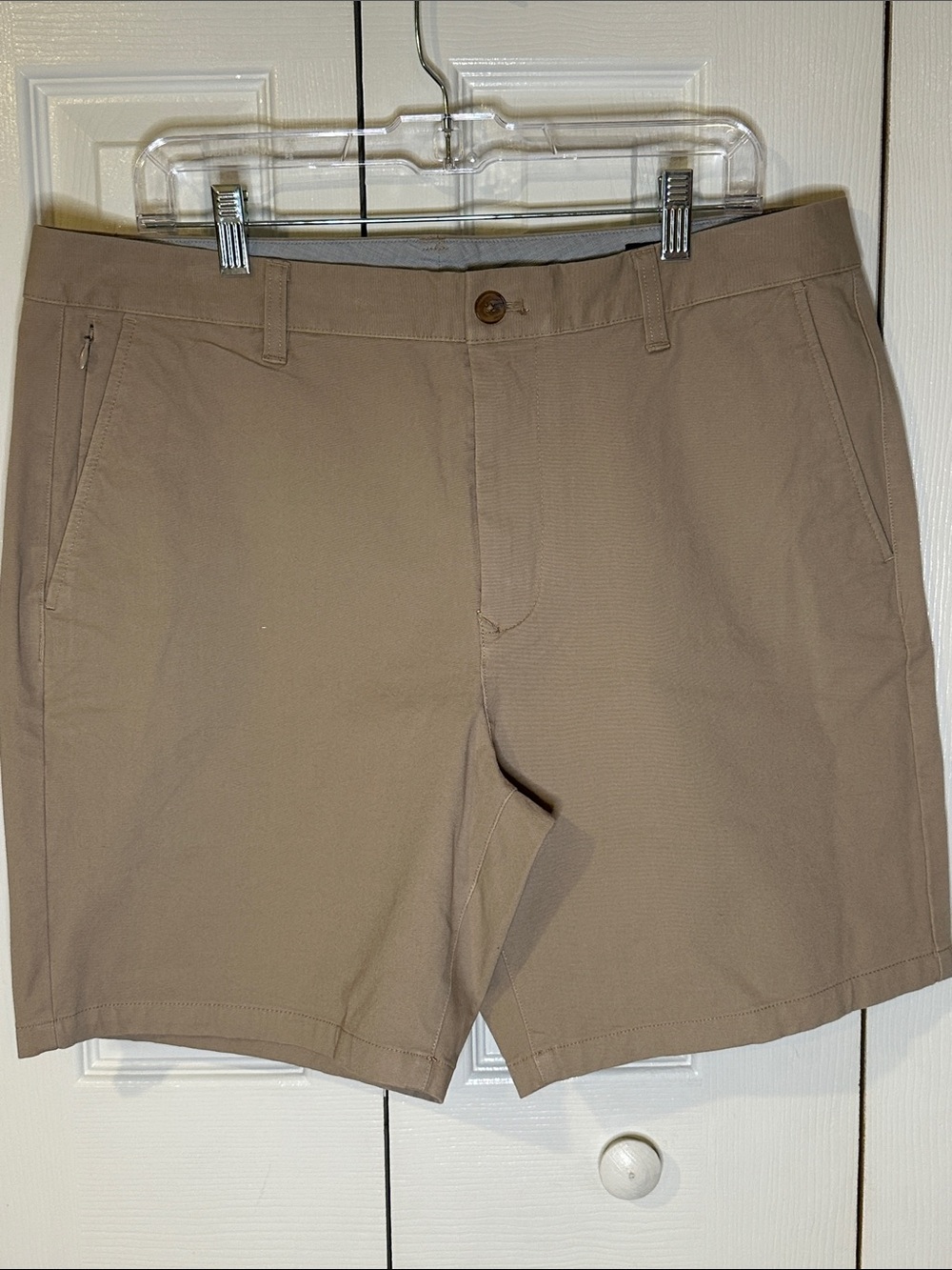 Bonobos Men's Khaki Flat-Front Chino Shorts | 35
